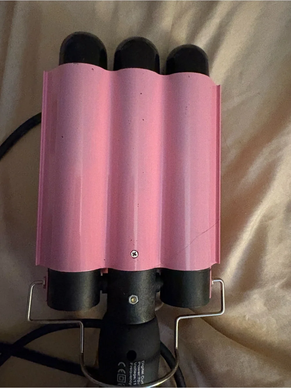 Triple Barrel Pink Hair Waver